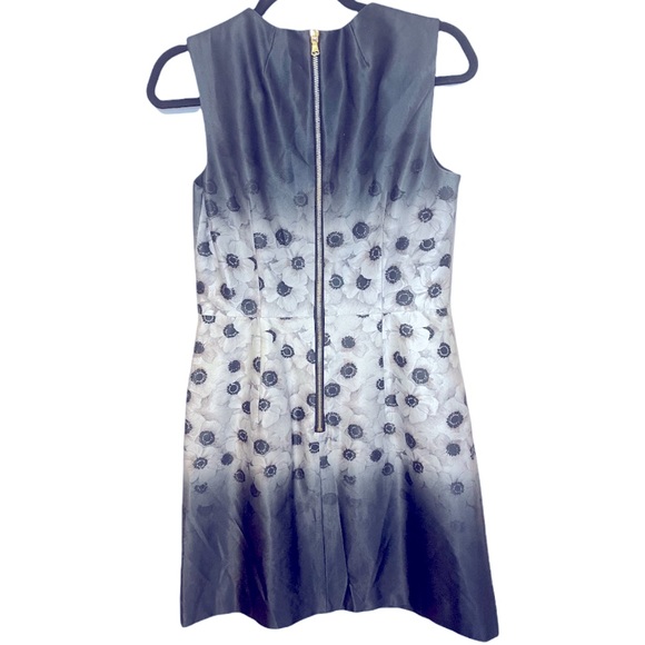 MILLY - Sleeveless shift dress. Two front pockets and exposed zipper. - Picture 8 of 14